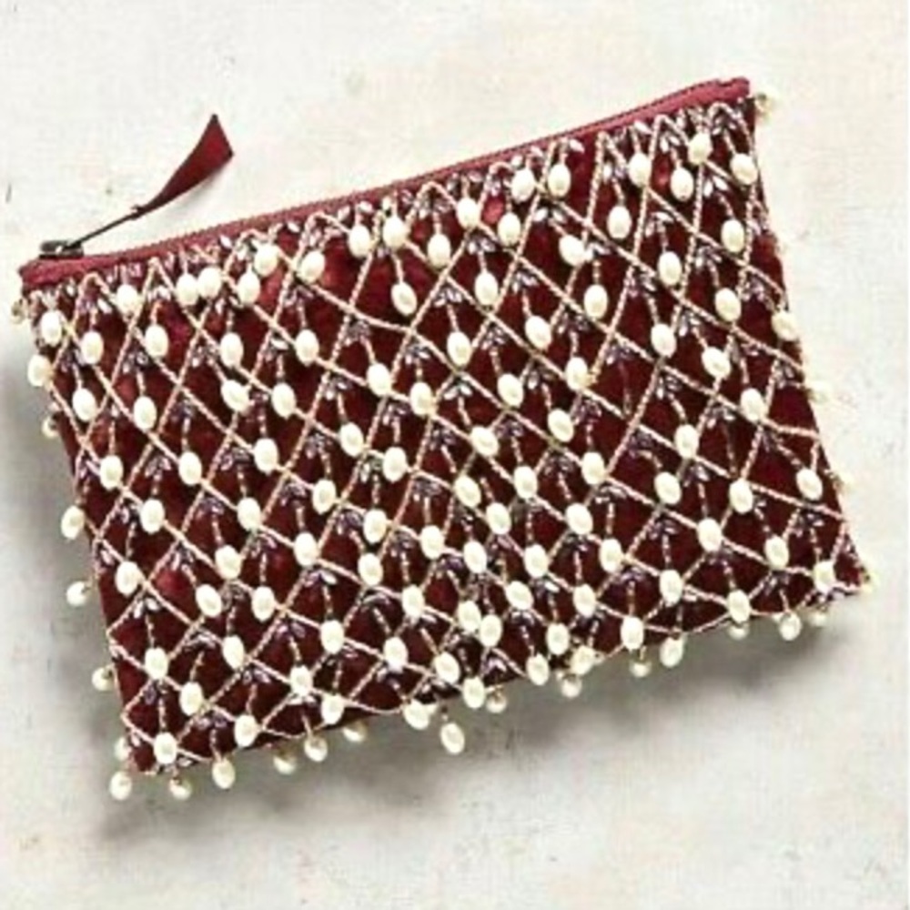 SALE❗️NWT ANTHROPLOGIE VELVET PEARL SWEPT BEADED POUCH